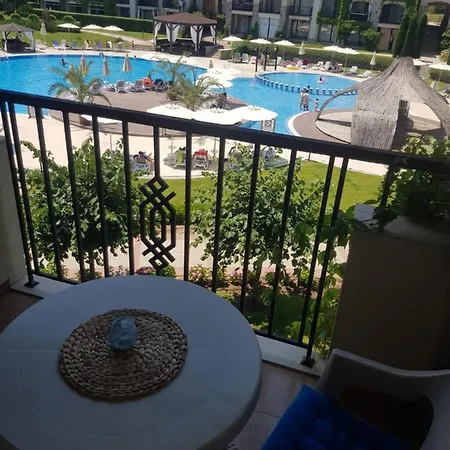 студио в Green Life Sozopol